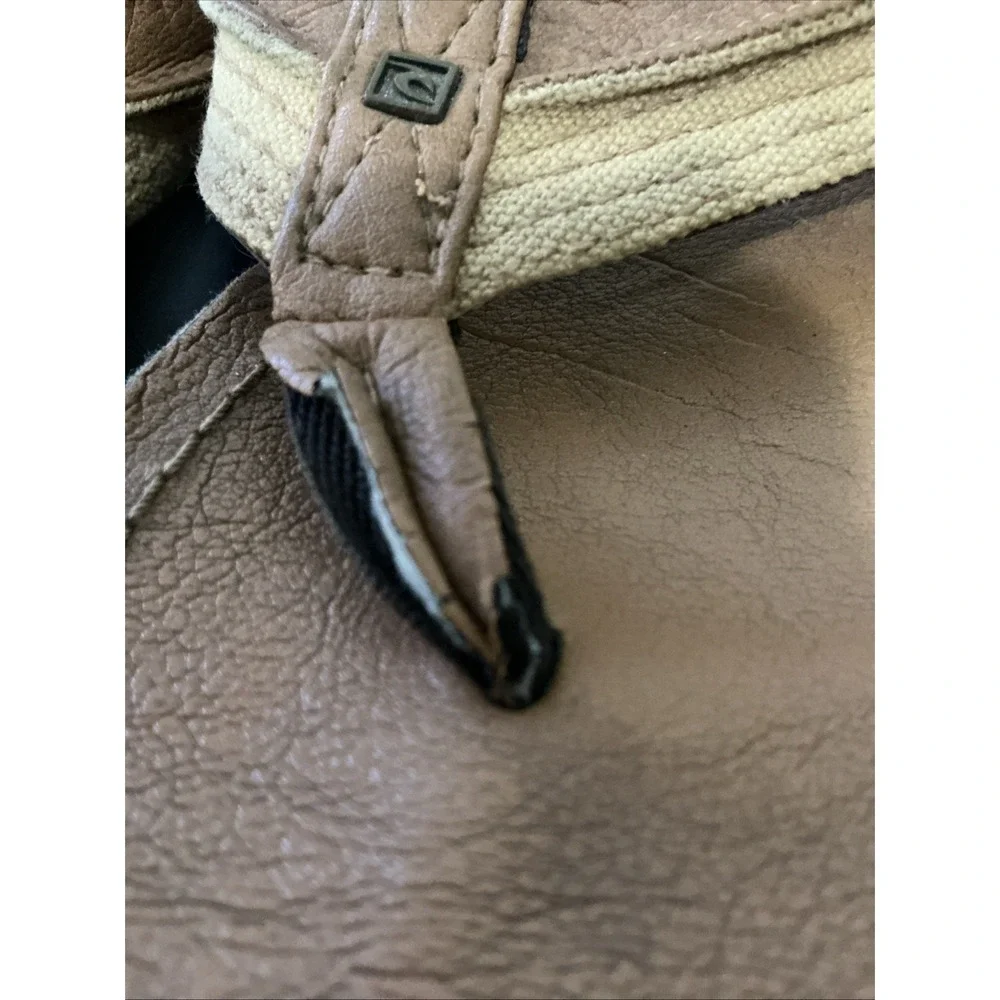 Men's Tan Rip Curl Flip Flops NO SIZE (11 3/4 Inches From Heel To Toe)